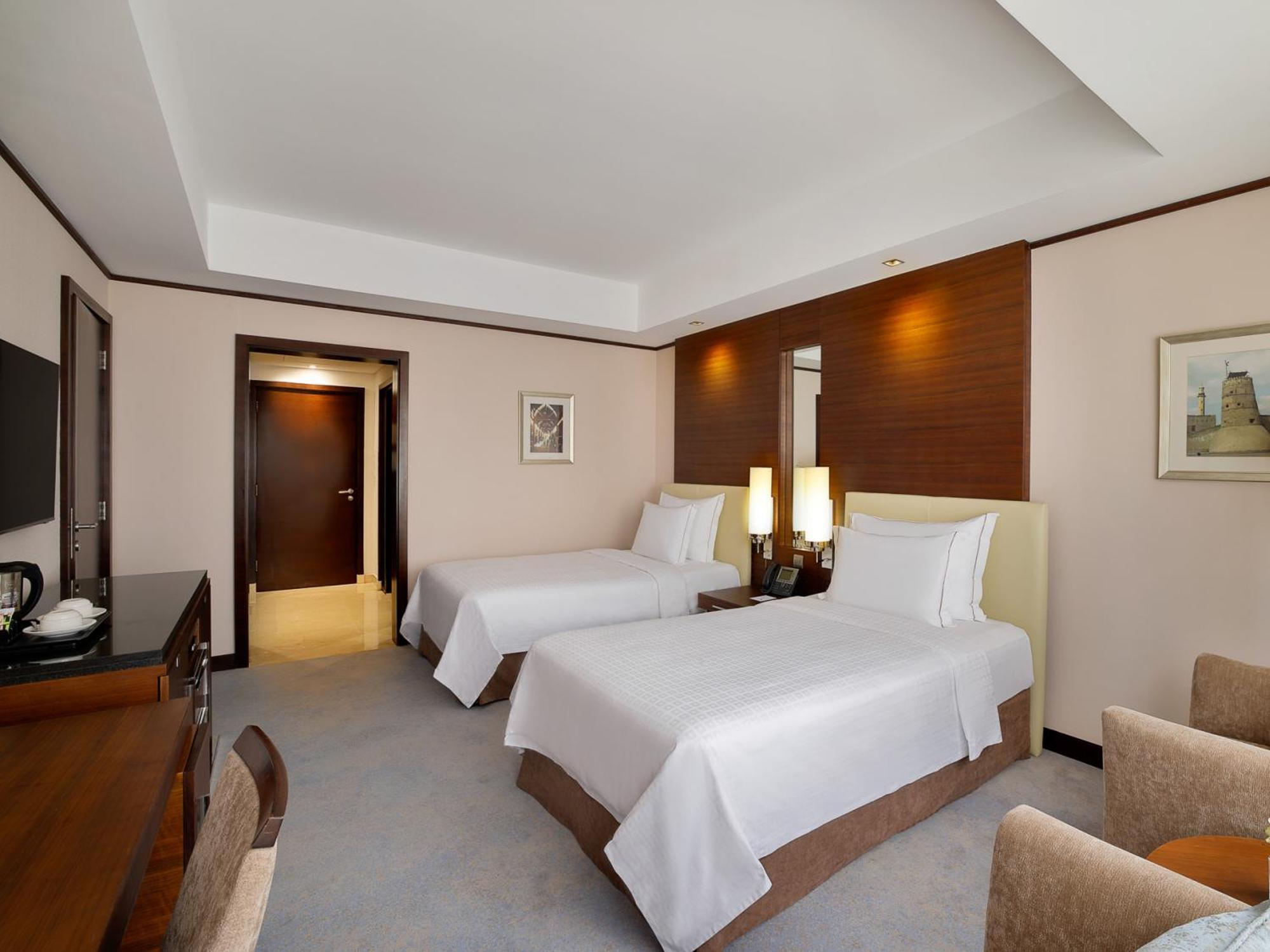 Grand Millennium Dubai Hotel Cameră foto Deluxe Room